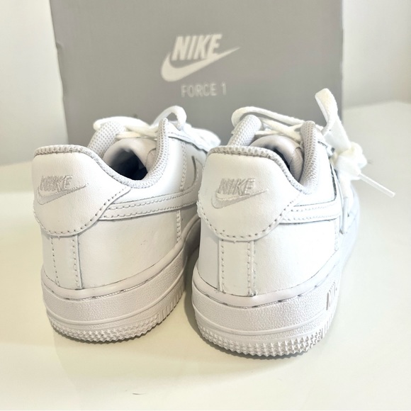 Nike Air Force 1 :: youth size 12 - Picture 5 of 6